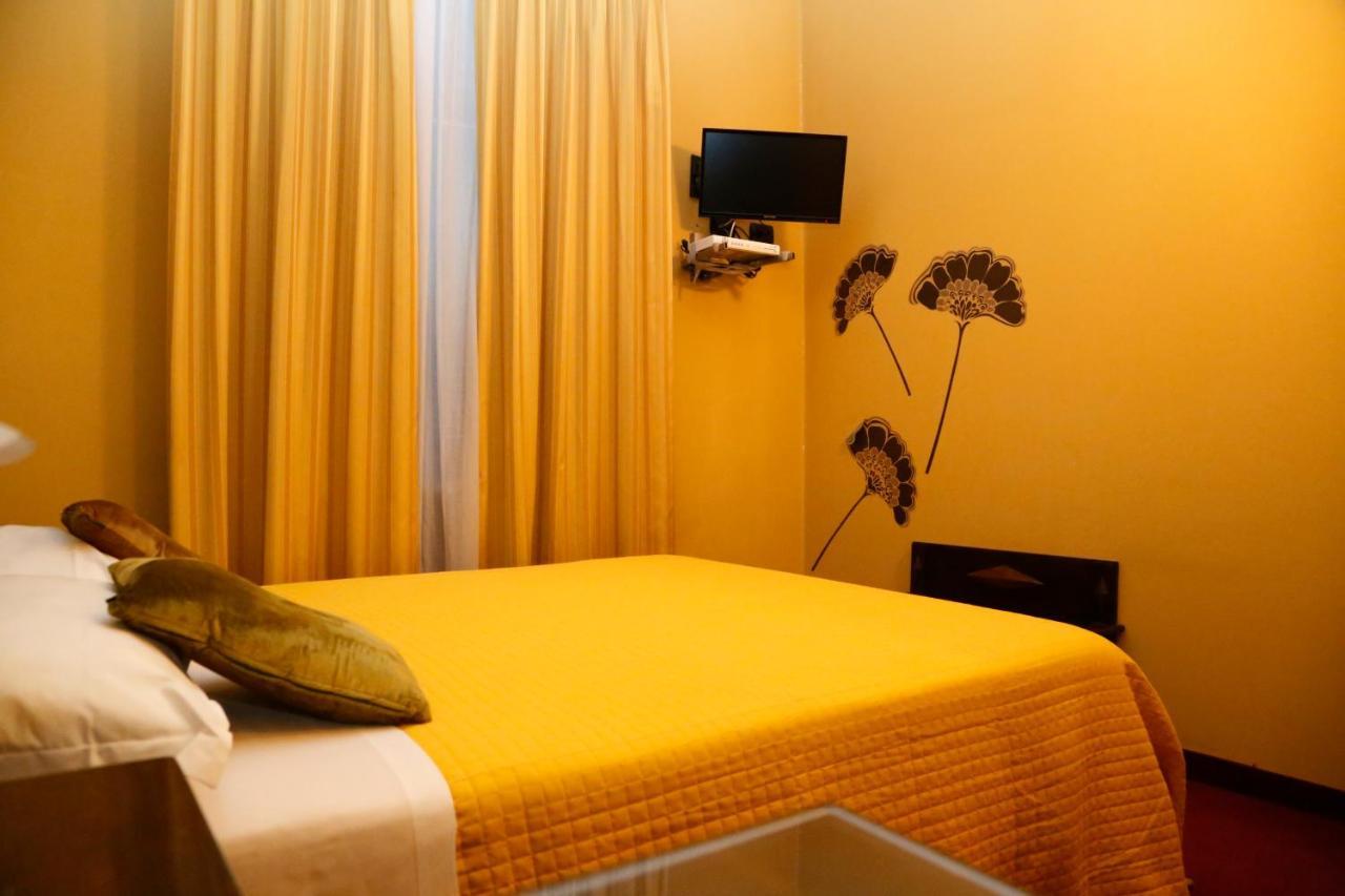 Hotel Damian Park Hotel Delle Magnolie Trofarello Exterior photo